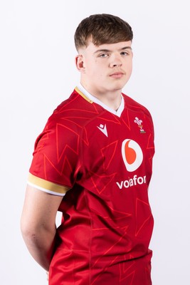 090325  Wales Men U18 Squad Portraits - Cerrig Smith