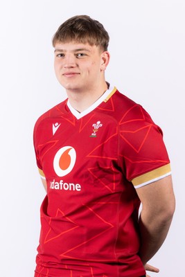 090325  Wales Men U18 Squad Portraits - Dylan Barratt