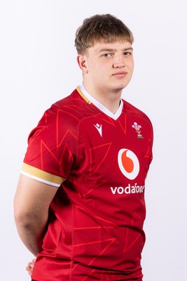 090325  Wales Men U18 Squad Portraits - Dylan Barratt