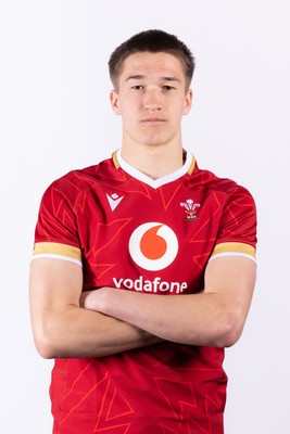 090325  Wales Men U18 Squad Portraits - Gabe Williams