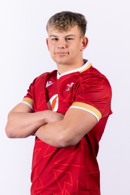 090325  Wales Men U18 Squad Portraits - Jac Cloke