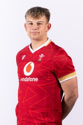 090325  Wales Men U18 Squad Portraits - Jac Cloke
