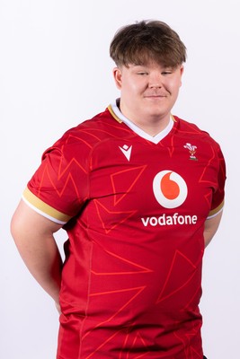 090325  Wales Men U18 Squad Portraits - Jayden Maybank