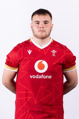 090325  Wales Men U18 Squad Portraits - Logan Lloyd