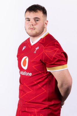 090325  Wales Men U18 Squad Portraits - Logan Lloyd
