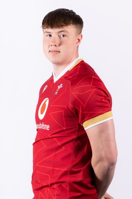 090325  Wales Men U18 Squad Portraits - Noah Williams