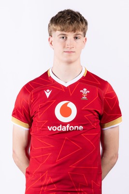 090325  Wales Men U18 Squad Portraits - Osian Williams