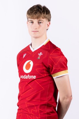 090325  Wales Men U18 Squad Portraits - Osian Williams