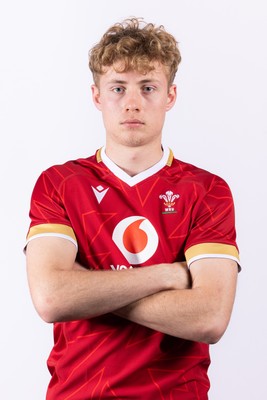 090325  Wales Men U18 Squad Portraits - Ryley Fussell