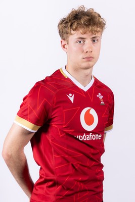 090325  Wales Men U18 Squad Portraits - Ryley Fussell
