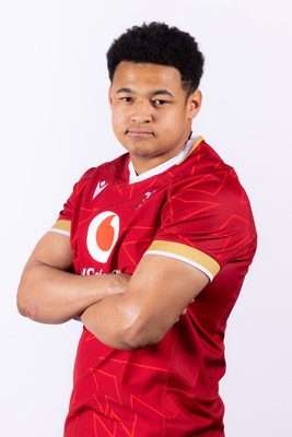 090325  Wales Men U18 Squad Portraits - Tiehi Chatham