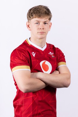 090325  Wales Men U18 Squad Portraits - Will Ford