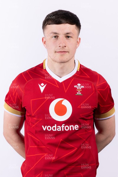 090325  Wales Men U18 Squad Portraits - Ben Coomer