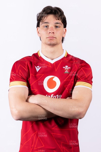 090325  Wales Men U18 Squad Portraits - Brogan Leary