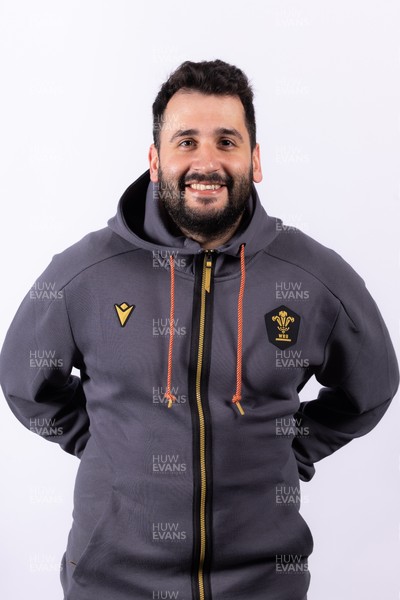 090325  Wales Men U18 Squad Portraits - Dan Maru, Physio