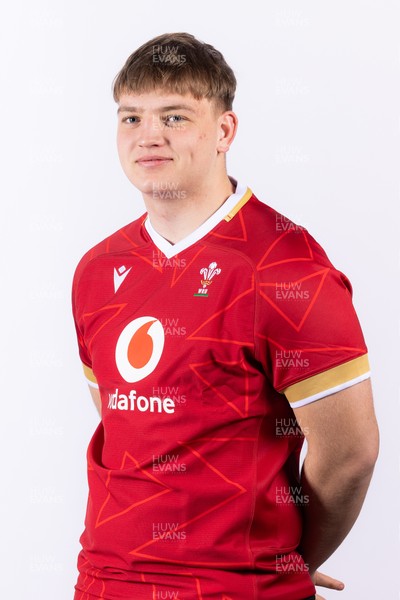 090325  Wales Men U18 Squad Portraits - Dylan Barratt