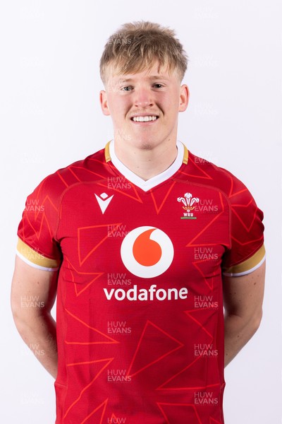 090325  Wales Men U18 Squad Portraits - Lloyd Lucas