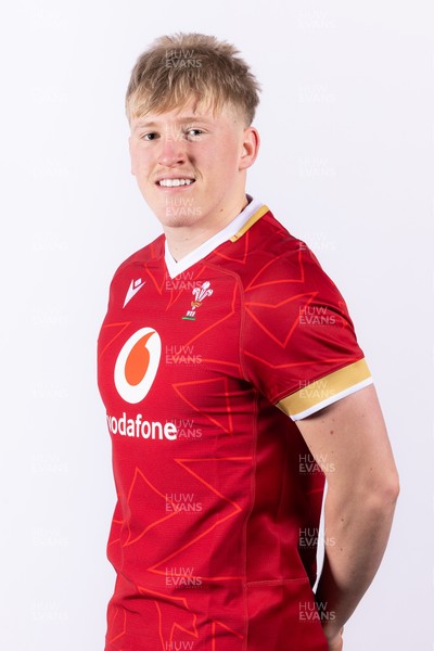 090325  Wales Men U18 Squad Portraits - Lloyd Lucas