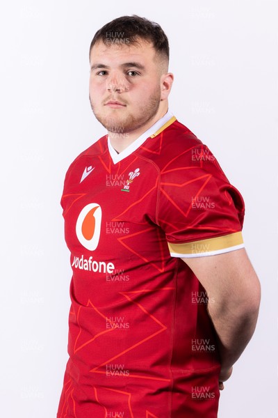 090325  Wales Men U18 Squad Portraits - Logan Lloyd