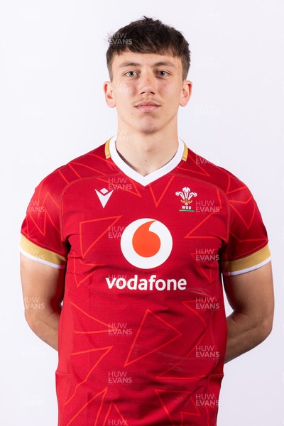 090325  Wales Men U18 Squad Portraits - Luca Woodyatt