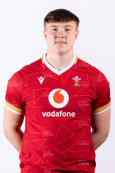090325  Wales Men U18 Squad Portraits - Noah Williams