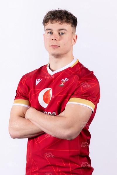 090325  Wales Men U18 Squad Portraits - Rhys Cole