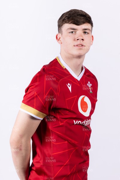 090325  Wales Men U18 Squad Portraits - Rhys Cummings