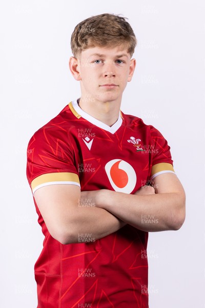 090325  Wales Men U18 Squad Portraits - Will Ford