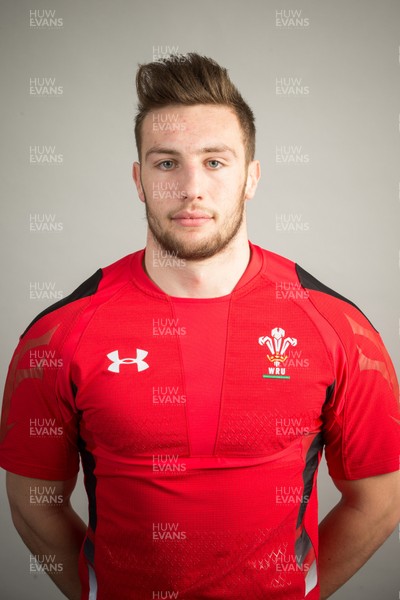 010315 -Wales U18 Squad Portraits -Billy McBryde