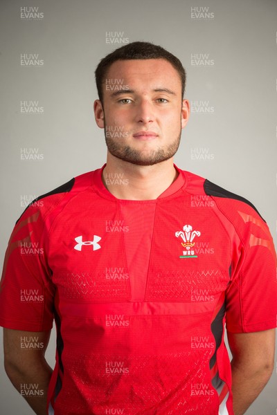 010315 -Wales U18 Squad Portraits -Calum Haggett