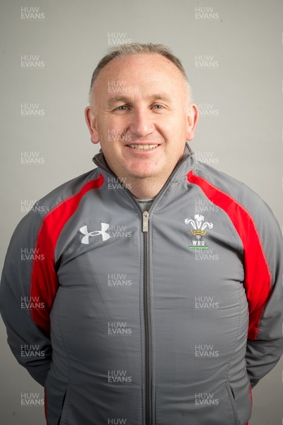 010315 -Wales U18 Squad Portraits -Wayne Pugh