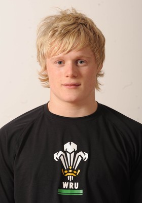 04.03.09 - Wales Rugby Under 18 Squad 2009 Aled Davies 