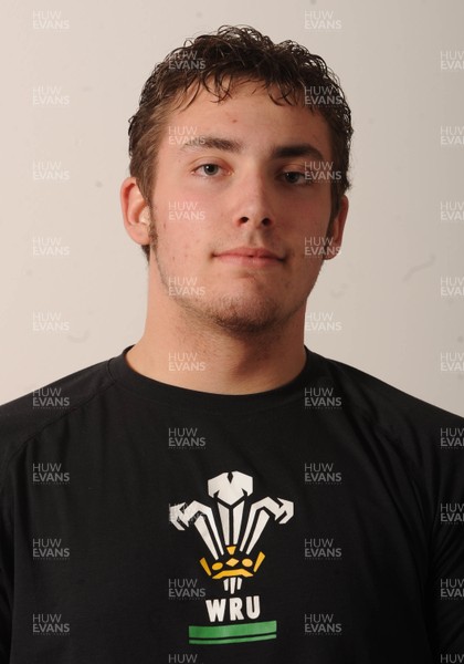 04.03.09 - Wales Rugby Under 18 Squad 2009 Dan Evans 