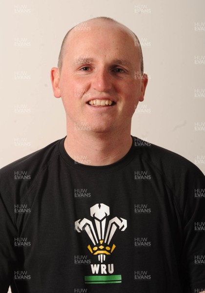 04.03.09 - Wales Rugby Under 18 Squad 2009 Gethin Jones - Analyst 