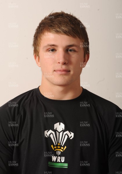04.03.09 - Wales Rugby Under 18 Squad 2009 Tom Prydie 
