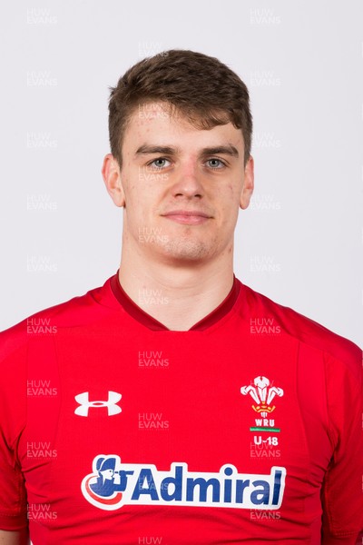 090320 - Wales U18 Squad Portraits - Bryn Bradley