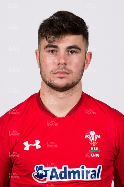 090320 - Wales U18 Squad Portraits - Callum Dodd