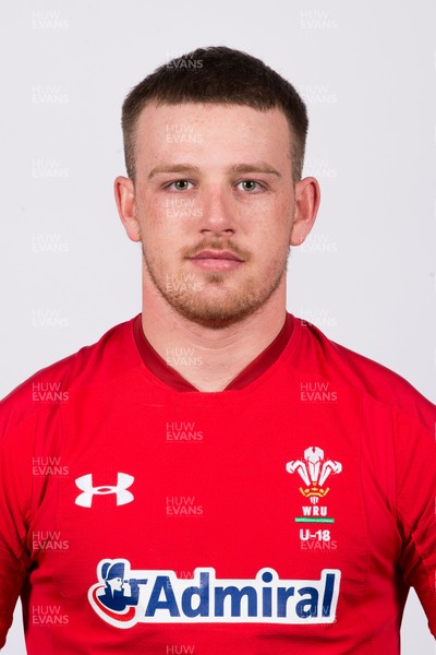 090320 - Wales U18 Squad Portraits - Carrick McDonough