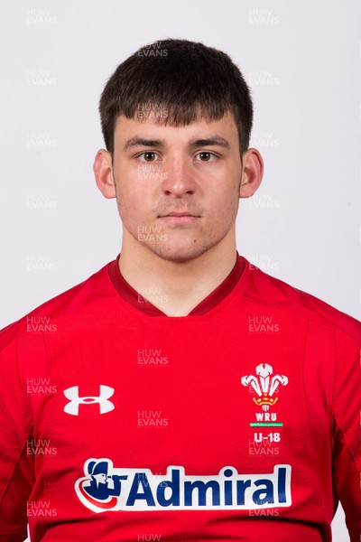 090320 - Wales U18 Squad Portraits - Ethan Morgan