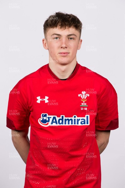 090320 - Wales U18 Squad Portraits - Harvey Nash