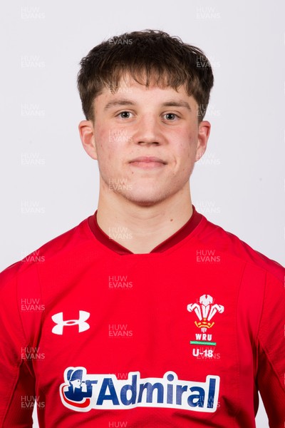 090320 - Wales U18 Squad Portraits - Jac Lloyd