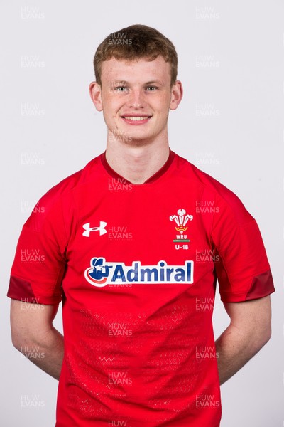 090320 - Wales U18 Squad Portraits - Josh Phillips