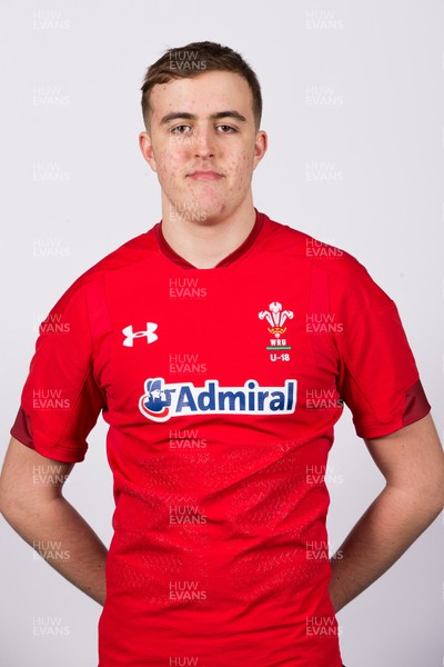 090320 - Wales U18 Squad Portraits - Lewis Jones