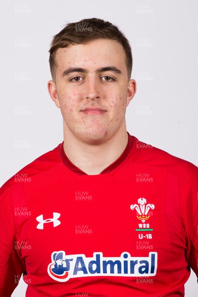 090320 - Wales U18 Squad Portraits - Lewis Jones