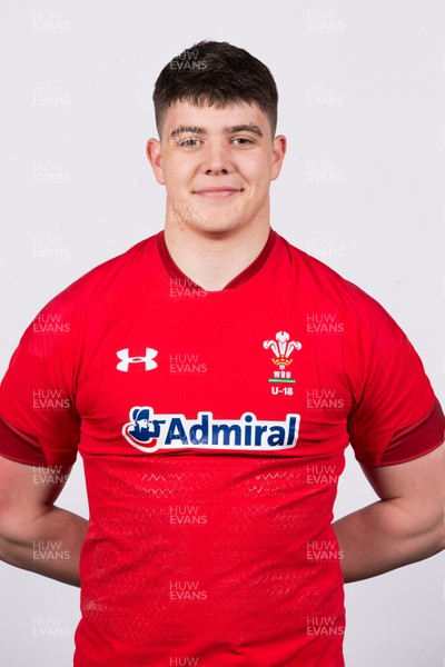 090320 - Wales U18 Squad Portraits - Oliver Burrows