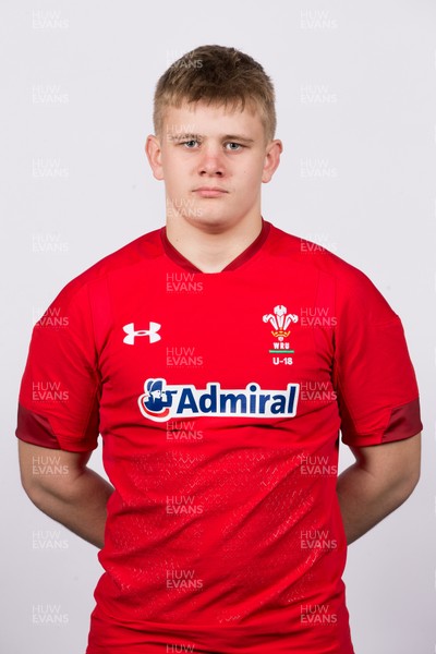 090320 - Wales U18 Squad Portraits - Samuel Scarfe