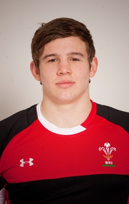 100212 - Wales U18 Squad 2012 -Elliot Dee