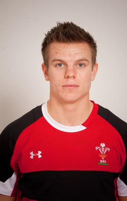 100212 - Wales U18 Squad 2012 -Ethan Davies