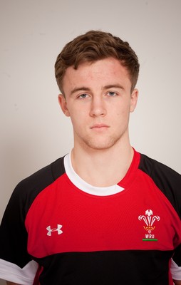 100212 - Wales U18 Squad 2012 -Gareth Thomson