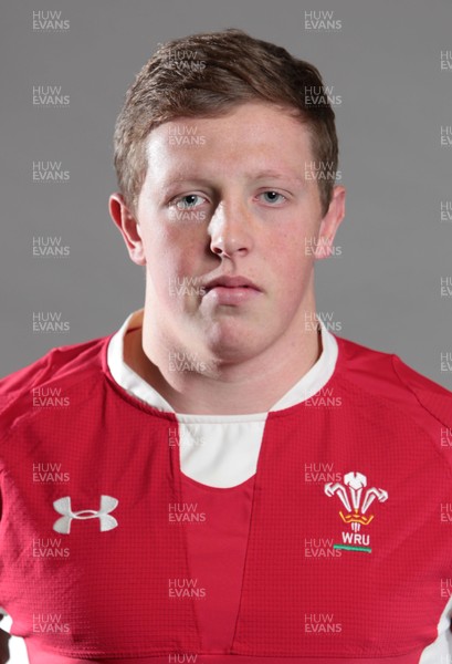 181113 - U18s Wales Headshots - Harrison Walsh